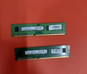 Samsung 8GB DDR3 1600 PC3 12800 Original 1 Year Warranty.